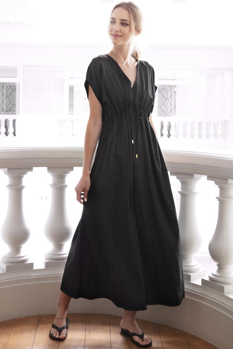 Robe professionnelle noire - Robe Danube