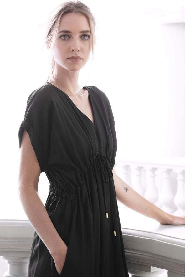 Robe professionnelle noire - Robe Danube