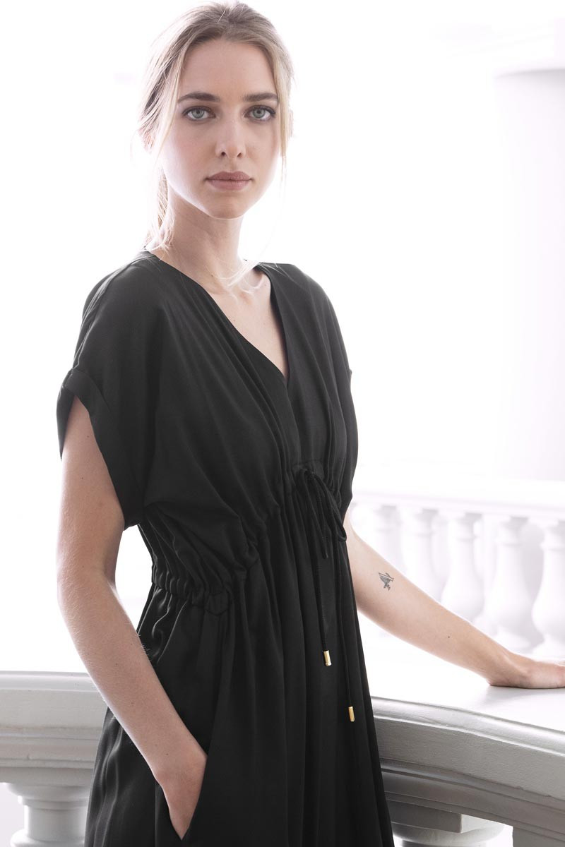 Robe professionnelle noire - Robe Danube