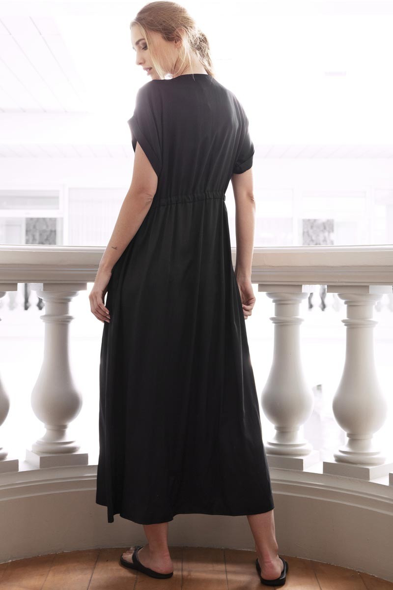 Robe professionnelle noire - Robe Danube