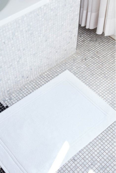 White spa bath mat - White bath mat