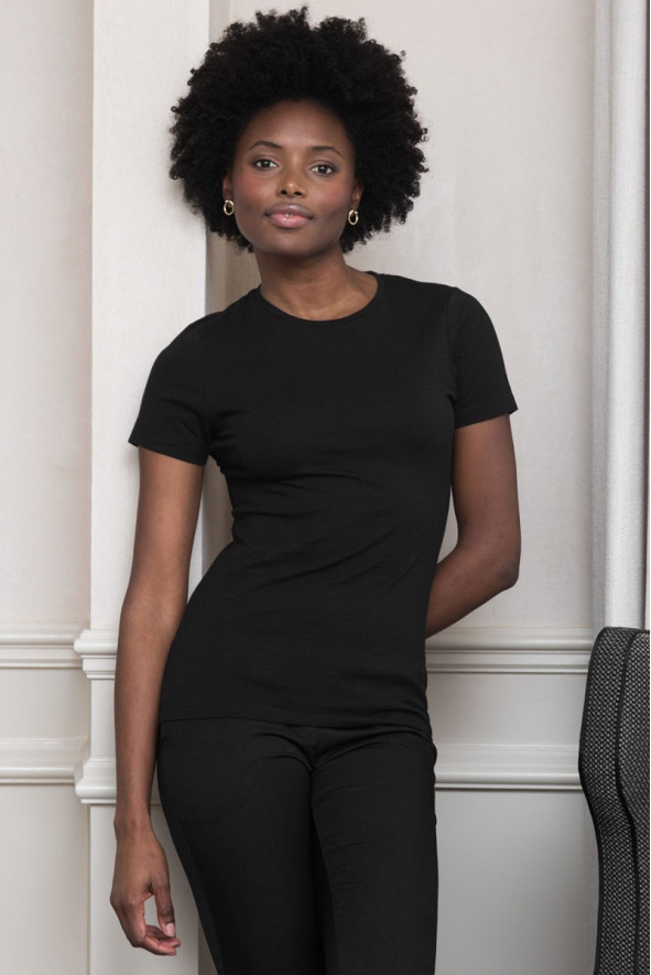 Black esthetician T-shirt - Maya T-shirt